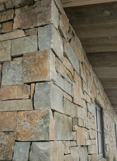 DRS Montana Chief Cliffe Ledge Exterior