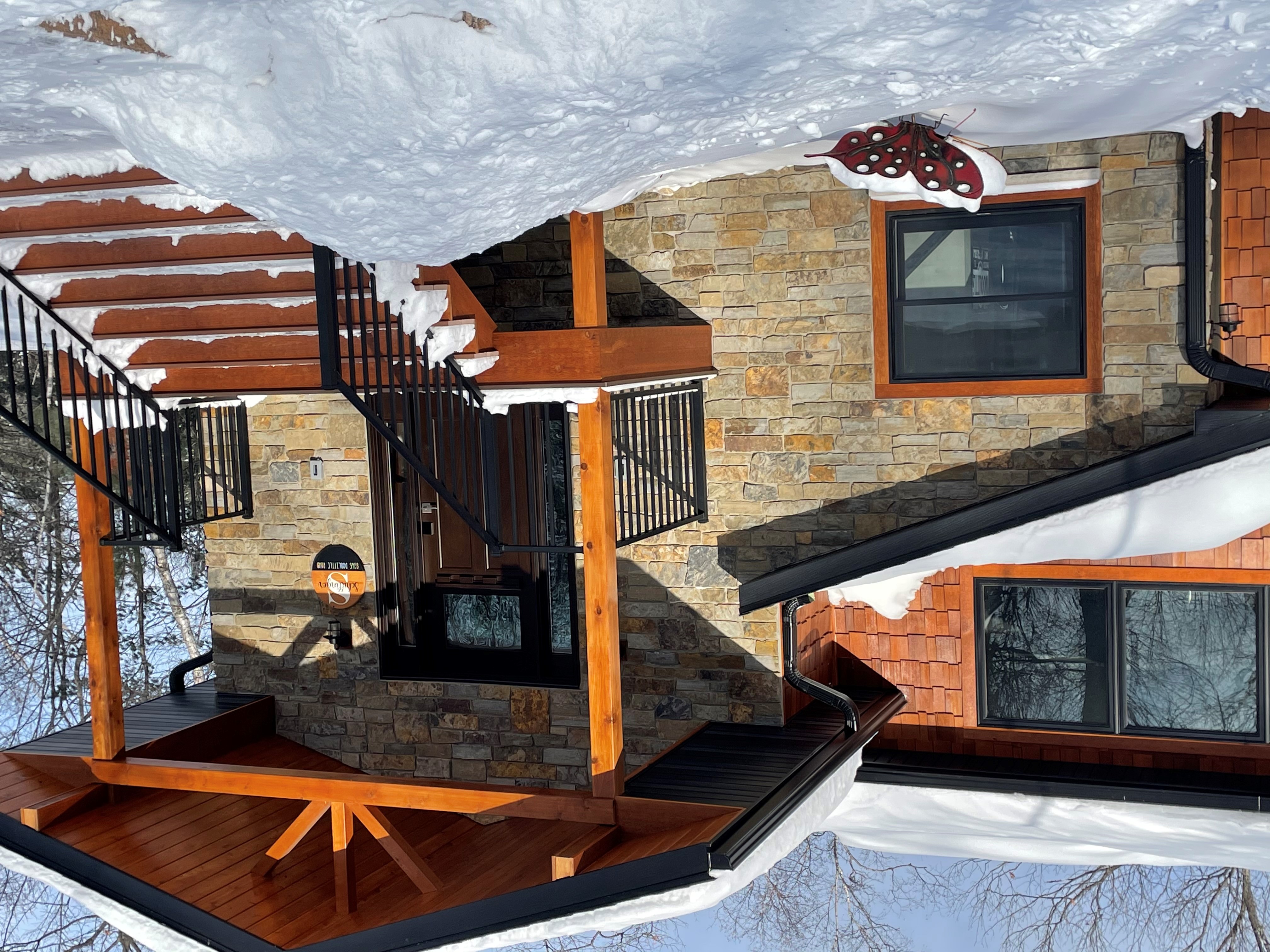 Edwards Bucks Creek Ashlar Exterior
