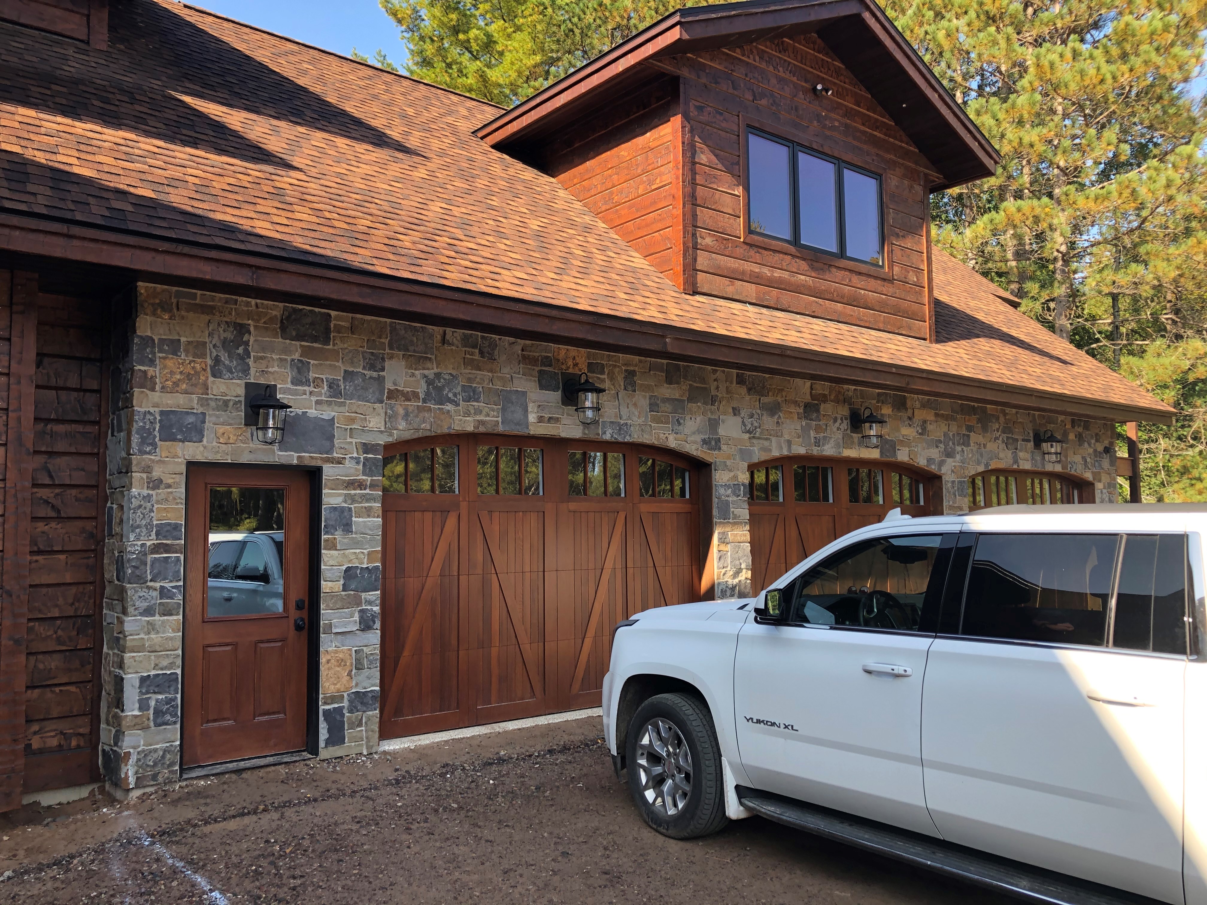 Edwards Dark Hickory Ashlar Exterior