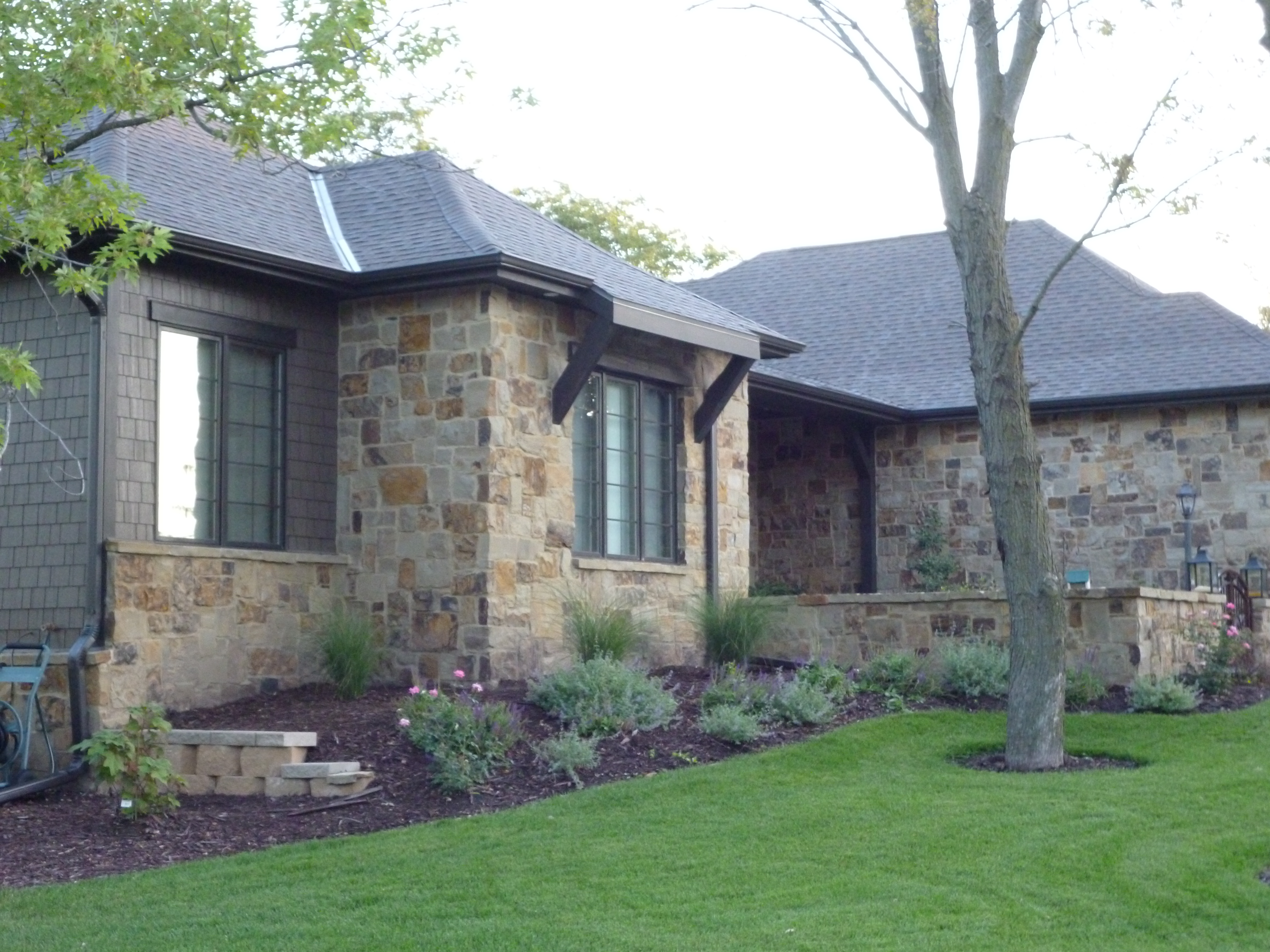 Edwards High Country Prairie Exterior