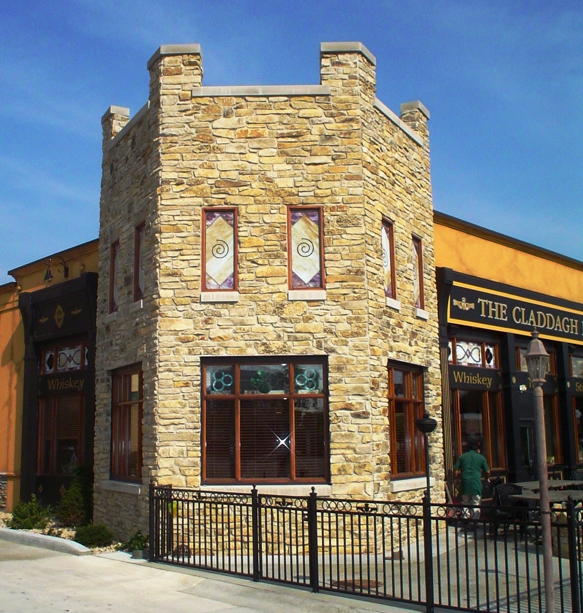Halquist Carbondale Exterior