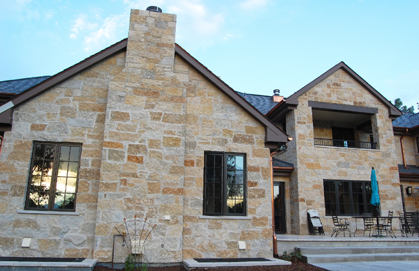 Halquist Monarch Blend Exterior
