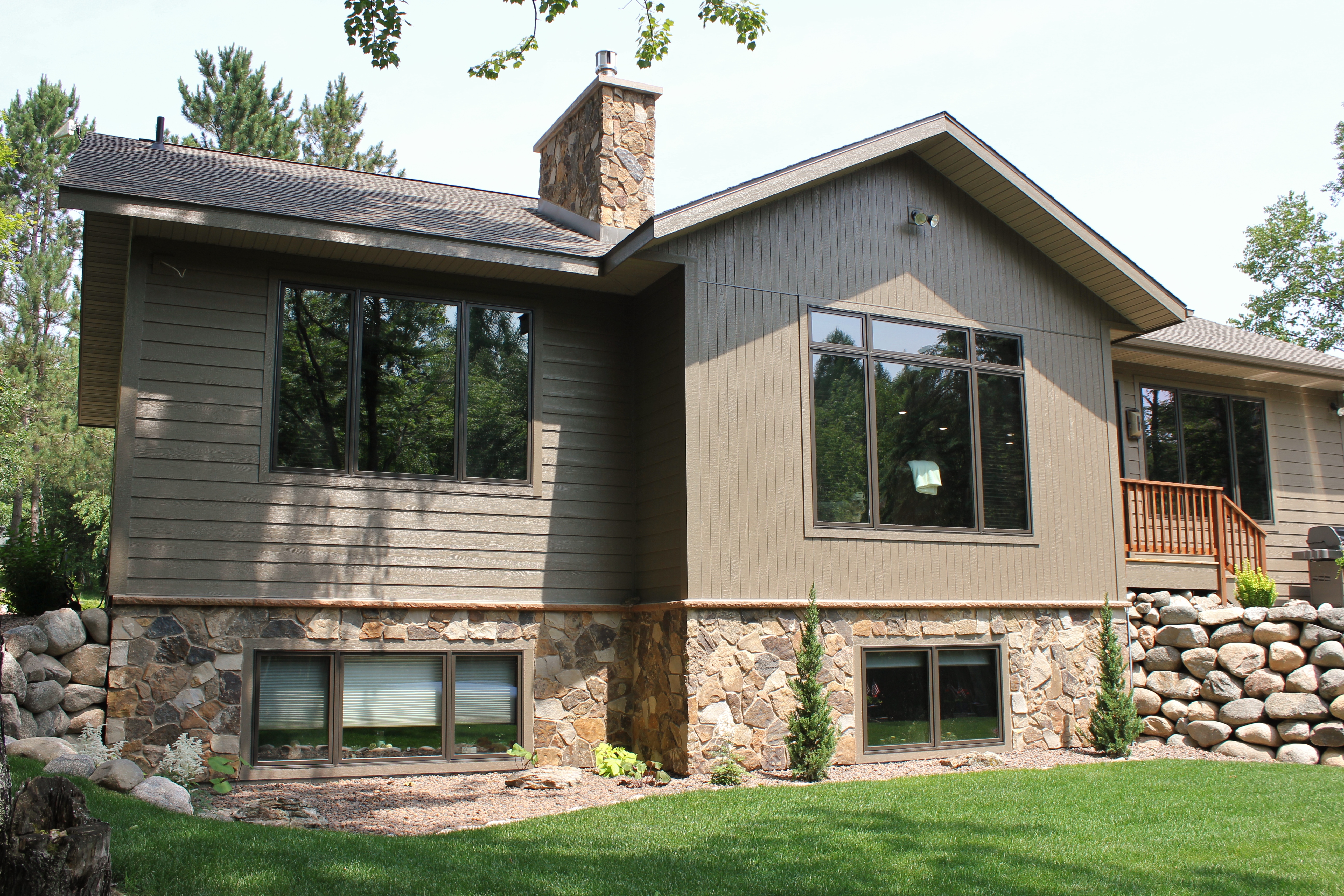Telluride Moss Rock Exterior