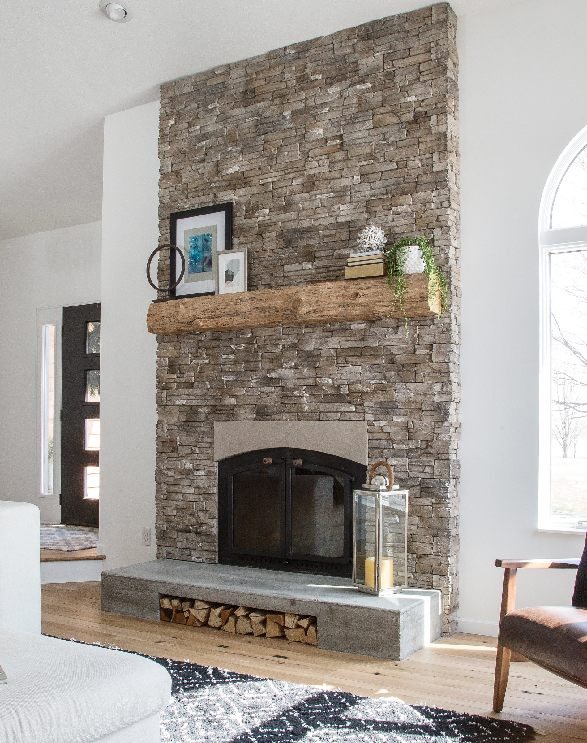 Casa D Seal Master Koni Black Fireplace