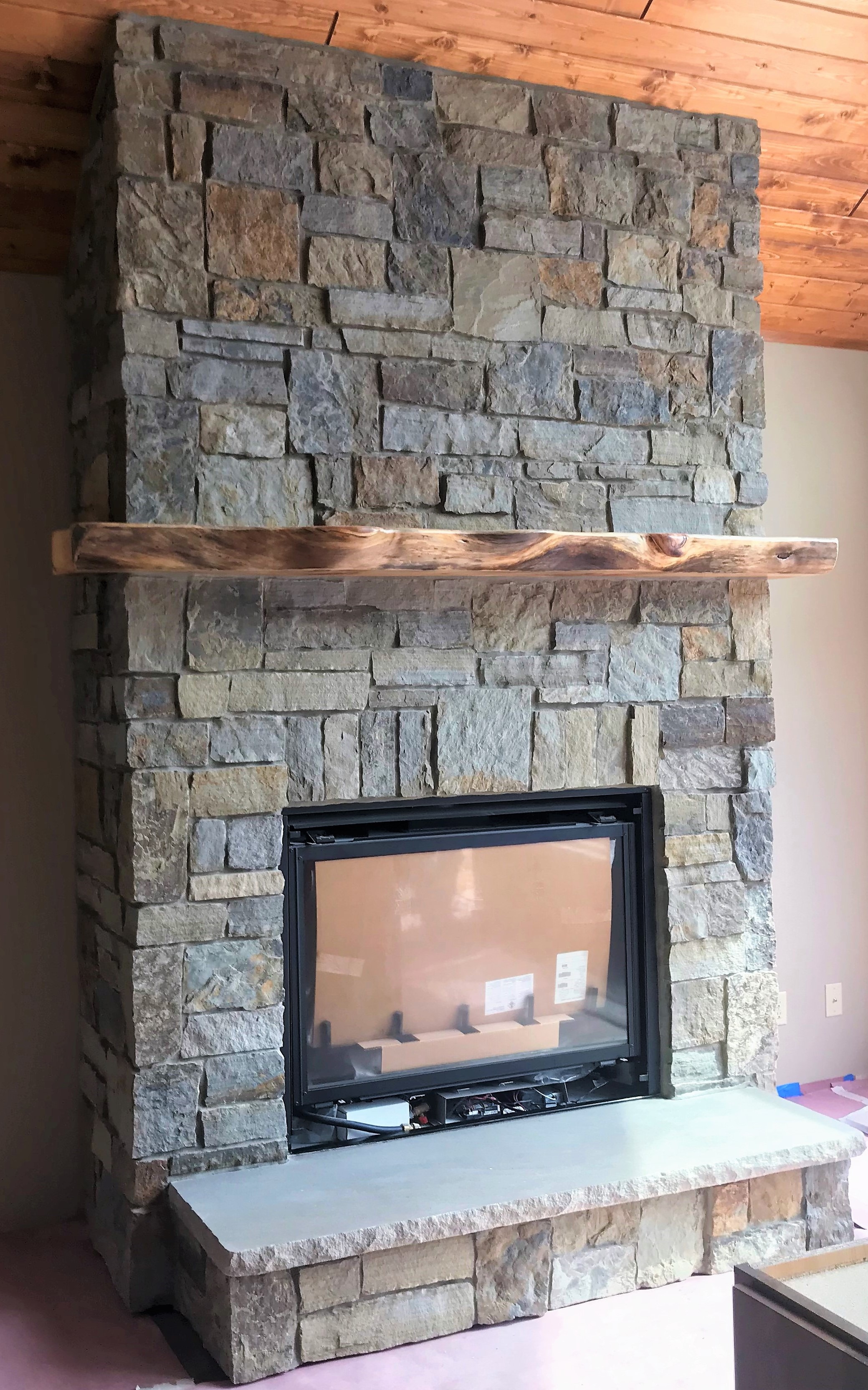 Edwards Creek Burda Ashur Fireplace