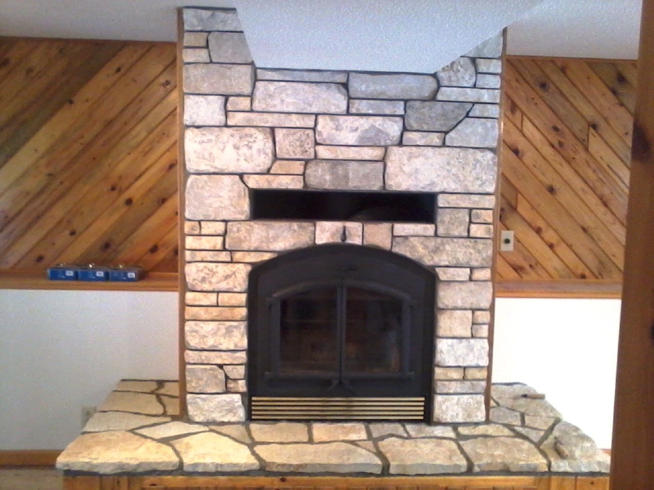 Hulaput California Fireplace